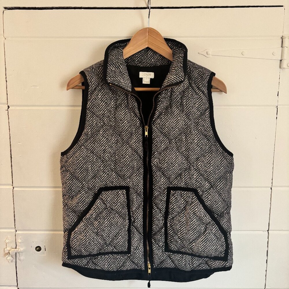 J.Crew Herringbone Puffer Vest | Quilted Winter Layer | Preppy Classic | Neutral